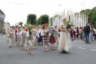 XI Latvijas skolu jaunatnes dziesmu un deju svētku gājiens - atrodi savu kolektīvu (10.daļa) 43
