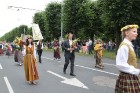 XI Latvijas skolu jaunatnes dziesmu un deju svētku gājiens - atrodi savu kolektīvu (10.daļa) 74