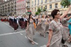 XI Latvijas skolu jaunatnes dziesmu un deju svētku gājiens - atrodi savu kolektīvu (13.daļa) 50