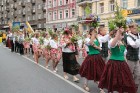 XI Latvijas skolu jaunatnes dziesmu un deju svētku gājiens - atrodi savu kolektīvu (14.daļa) 6
