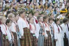 XI Latvijas skolu jaunatnes dziesmu un deju svētku noslēguma koncerts uzlādē latvisko garu 34