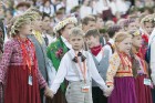 XI Latvijas skolu jaunatnes dziesmu un deju svētku noslēguma koncerts uzlādē latvisko garu 36
