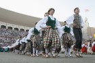 XI Latvijas skolu jaunatnes dziesmu un deju svētku noslēguma koncerts uzlādē latvisko garu 42