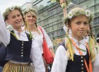 Travelnews.lv uzķer fotomirkļus skolu jaunatnes dziesmu un deju svētku gājienā 92