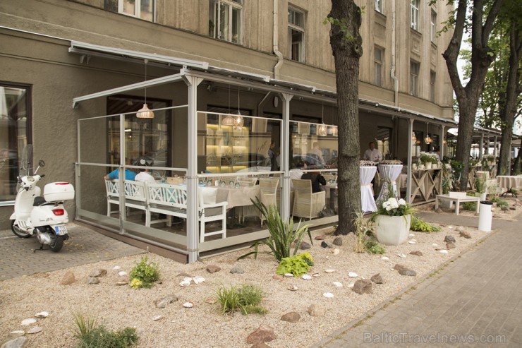Rīgā, Dzirnavu ielā 31, svinīgi atklāts jau otrais Vidusjūras virtuves restorāns – Riviera 156000