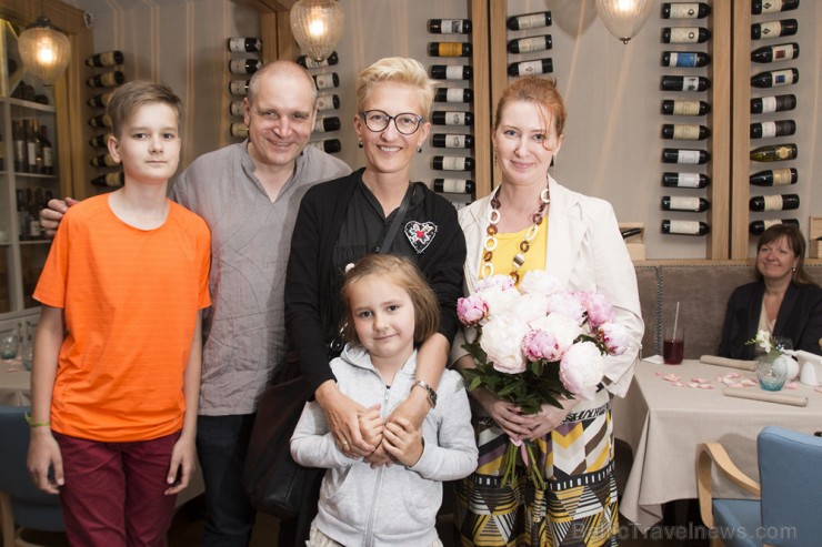 Rīgā oficiāli atklāj jau otro Vidusjūras virtuves restorānu – Riviera 
