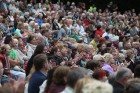 Pirmais Operetes festivāls veiksmīgi sapulcējis pilnus skatītāju solus un tas nepaliek bez atzinīgām apmeklētāju ovācijām. 11