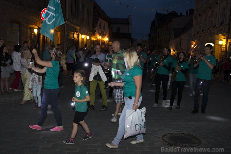 Cēsu svētkos atjaunota gājiena tradīcija 156364