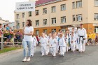 Ar krāšņu svētku gājienu sākas Valmieras svētki 58