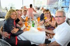 Kluba - restorāna SEZONA viesi mūzikas pavadībā bauda šampanieti un šefpavāra gardumus 3