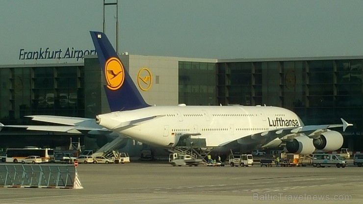 Travelnews.lv redakcija ar Vācijas lidsabiedrības Lufthansa lidmašīnu lido maršrutā Rīga - Frankfurte - Budapešta 158960