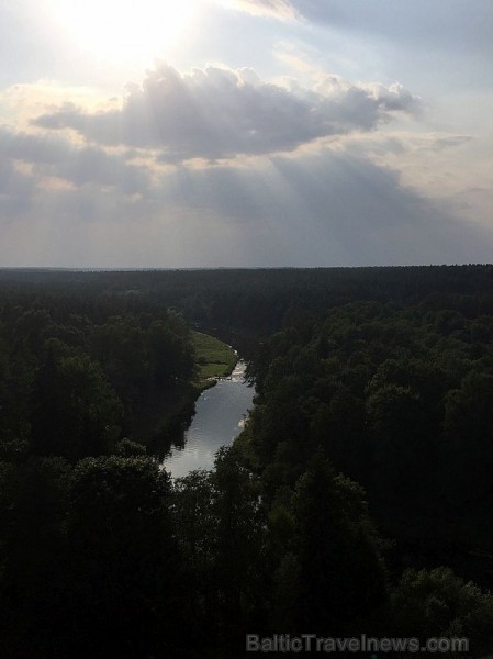 No skatu torņa paveras brīnišķīgs skats pāri Anīkšču Reģionālajam parkam 
Vairāk info Travel RSP 159660