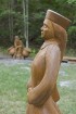 Bernātu dabas parka skulptūru grupā attainota teika par krāsu rašanos Nīcas tautastērpa brunčos 12