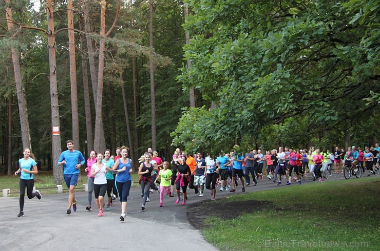 «Nike Riga Run»  treniņi pulcē Mežaparkā simtiem sportisku ļaužu, jo 13.09.2015 (svētdien) entuziasti un profesionāļi sacentīsies lielākajā rudens sta 159859