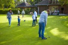 Golfa kluba «Golf Club Viesturi» atvērto durvju dienas dalībnieki ar entuziasmu apgūst golfu 6