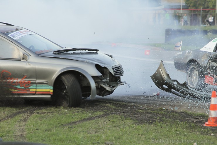 Ziemeļeiropas drifta čempionāta noslēgumā vairāk nekā 40 PRO drifteri piekūpina Biķernieku trasi 161216