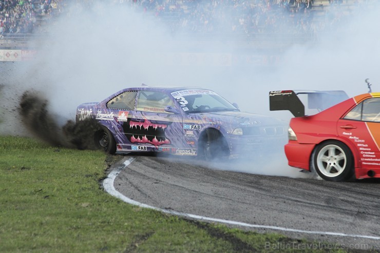 Ziemeļeiropas drifta čempionāta noslēgumā vairāk nekā 40 PRO drifteri piekūpina Biķernieku trasi 161222