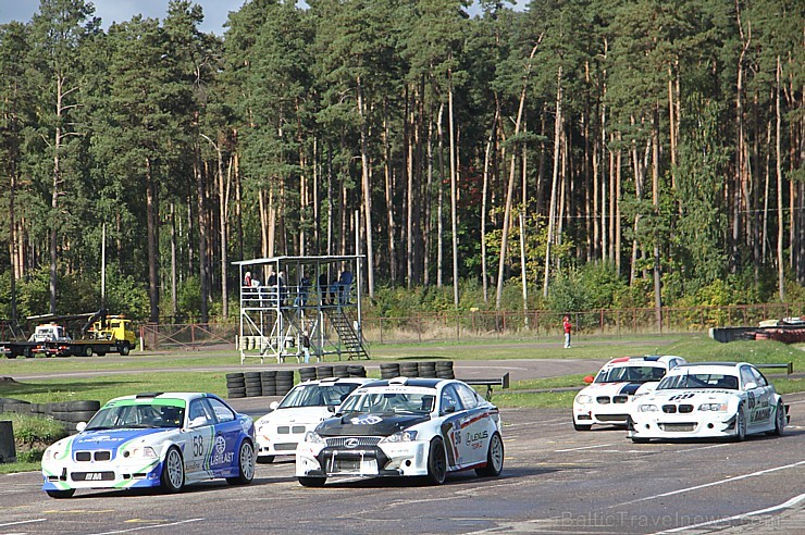 Baltic Touring Car Championship manīgos laika apstākļos 26.-27.09.2015 startē Biķerniekos 161870