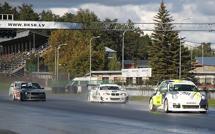 Baltic Touring Car Championship manīgos laika apstākļos 26.-27.09.2015 startē Biķerniekos 161903