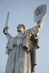 Travelnews.lv apskata padomju laika mantojuma monumentu «Dzimtene māte» Kijevā, kas ir 102 metrus augsts. Vairāk informācijas - www.kyivcity.travel 5
