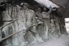 Travelnews.lv apskata padomju laika mantojuma monumentu «Dzimtene māte» Kijevā, kas ir 102 metrus augsts. Vairāk informācijas - www.kyivcity.travel 13