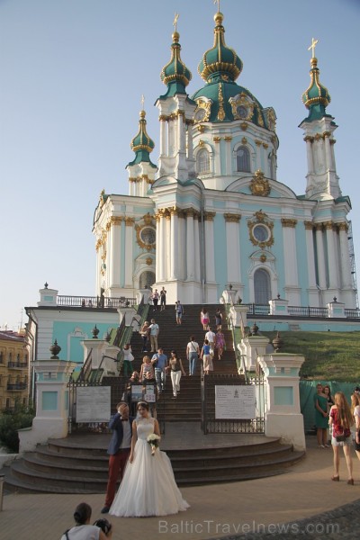 No Svētā Andreja katedrāles (1748—1767) paveras tāls un plašs skatiens uz Kijevu.  Vairāk informācijas - www.kyivcity.travel 162646