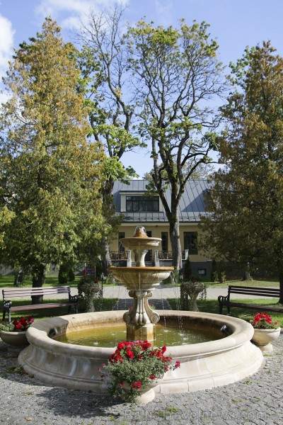 Skrundas muiža ir viena no skaistākajām Latvijas muižām 162654
