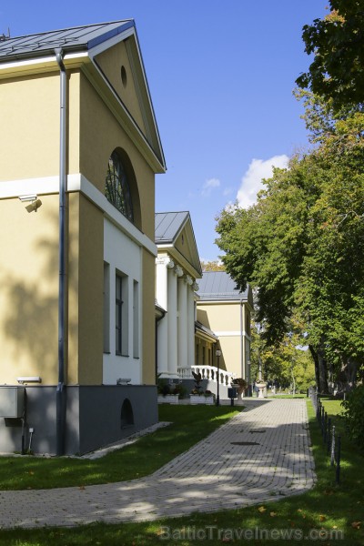 Skrundas muiža ir viena no skaistākajām Latvijas muižām 162674