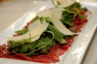 Travelnews.lv izbauda itāļu virtuvi restorānā «La Piazza» 22