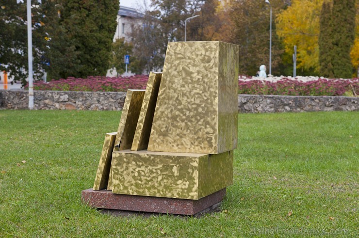 Preiļos apskatāmas skulptūras un piemineklis Latvijā ražotiem sieriem 163446