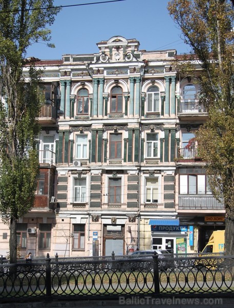 Kijeva piedāvā bagātīgu vēsturiskās un modernās arhitektūras mozaīku. Vairāk informācijas - www.kyivcity.travel 163465