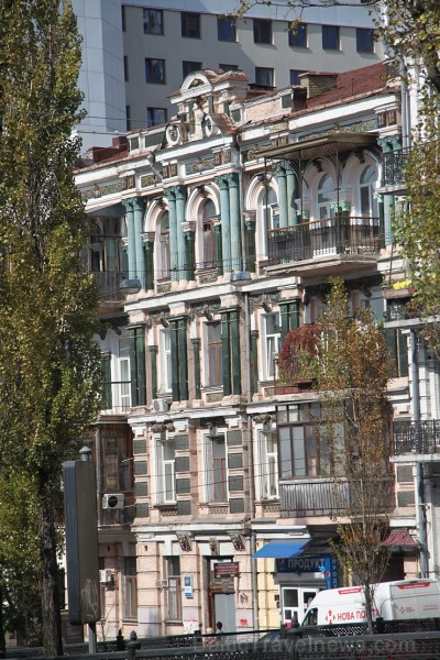 Kijeva piedāvā bagātīgu vēsturiskās un modernās arhitektūras mozaīku. Vairāk informācijas - www.kyivcity.travel 163472