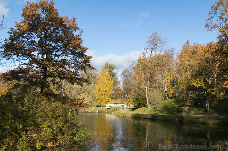 Cēsis ir brīnišķīga pilsēta zelta rudens baudīšanai 163709