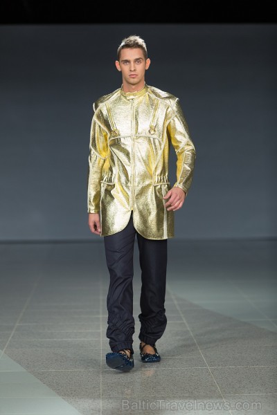 Rīgas modes nedēļa «Riga Fashion Week» kā magnēts pievelk radošu publiku. Foto: Mark Litvyakov/Arkady Gluhih Rīgas modes nedēļa «Riga Fashion Week» kā magnēts pievelk radošu publiku. Foto: Mark Litvyakov/Arkady Gluhih 164135