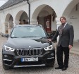 Valmiermuižas alus saimnieks Aigars Ruņģis vērtē jauno BMW X1 22