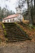 Baznīca celta 1728.gadā un ir viena no retajām koka baznīcām, kas saglabājusies Latvijā 2