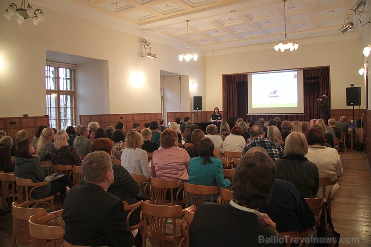 Latvijas Piļu un muižu asociācija ar starptautisku konferenci atzīmē 15 gadu jubileju Dundagas pilī Latvijas Piļu un muižu asociācija ar starptautisku konferenci atzīmē 15 gadu jubileju Dundagas pilī 165770