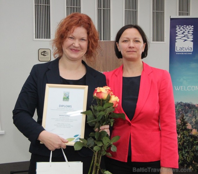Pirmā vieta piešķirta Mairitai Lazdiņai no Vidzemes augstskolas par maģistra darbu Sociālo mediju izmantošana Latvijas tūrisma nozares uzņēmumu klient Pirmā vieta piešķirta Mairitai Lazdiņai no Vidzemes augstskolas par maģistra darbu Sociālo mediju izmantošana Latvijas tūrisma nozares uzņēmumu klient 165828