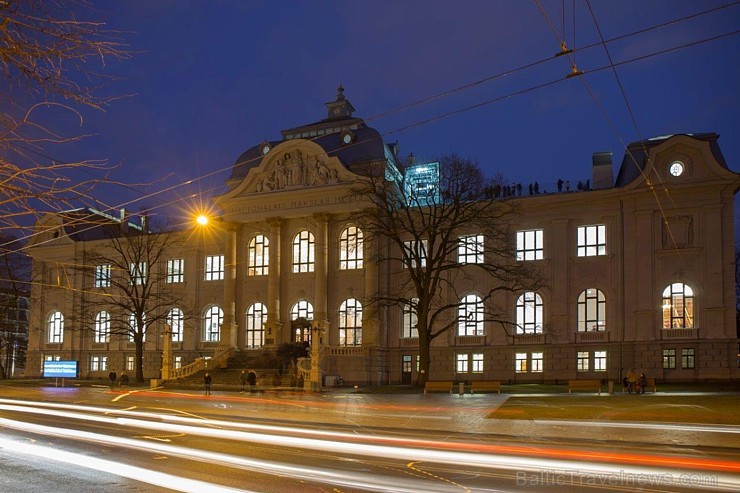 Atvērto durvju dienas no 12. līdz 16. decembrim ir kā Ziemassvētku dāvana Rīgas iedzīvotājiem un pilsētas viesiem. Apmeklētāji ir aicināti iepazīties Atvērto durvju dienas no 12. līdz 16. decembrim ir kā Ziemassvētku dāvana Rīgas iedzīvotājiem un pilsētas viesiem. Apmeklētāji ir aicināti iepazīties 166262