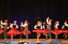 Jauniešu deju ansamblis «Pīlādzītis» izdejo Ziemassvētku koncertu Ogrē 5