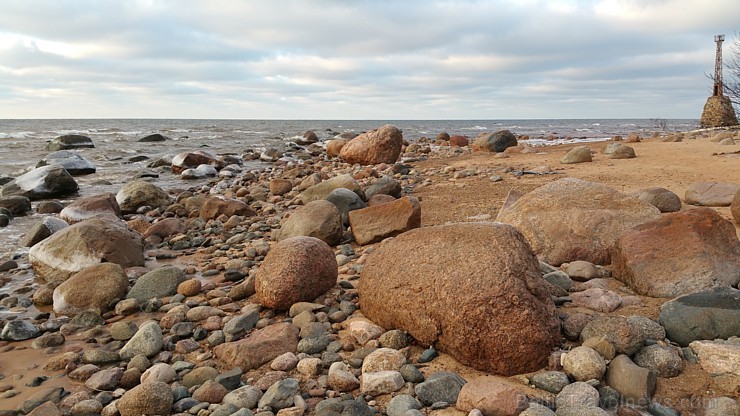 Viens no skaistākajiem Latvijas pārgājiena maršrutiem Vidzemes jūrmalā ir Tūja - Veczemju klintis 166980