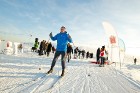 Rīdzinieki iemēģina jauno slēpošanas trasi 13