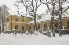 Travelnews.lv apskata sniegoto Skrundas muižu un parku 7