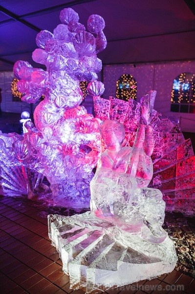 Jelgavu 18. Starptautiskajā Ledus skulptūru festivālā izkrāšņo Pasaules brīnumi 168535
