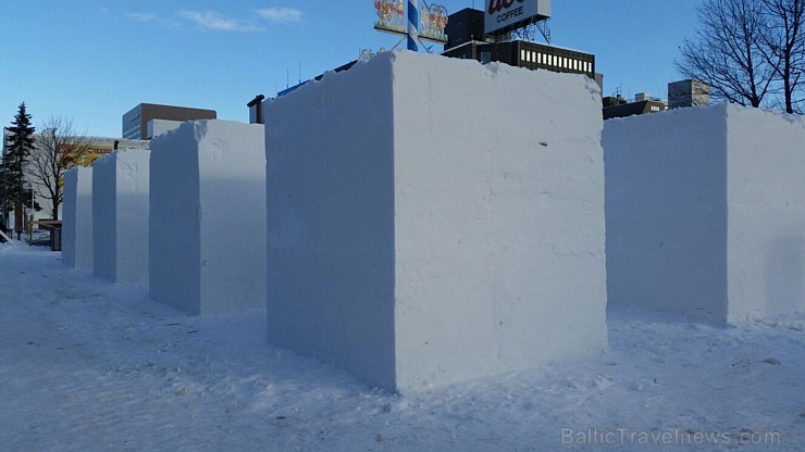 67. Sniega un ledus skulptūru festivālā Japānā Latvijas komanda izcīna uzvaru 168893