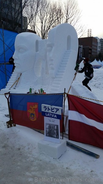 67. Sniega un ledus skulptūru festivālā Japānā Latvijas komanda izcīna uzvaru 168898