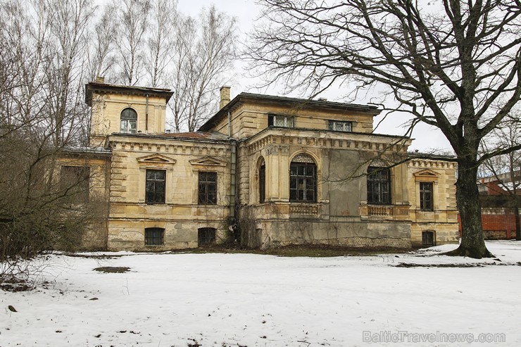 Travelnews.lv apskata Anniņmuižas dzīvojamo ēku 169343