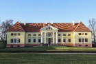 Durbes pils ir viena no Kurzemes klasicisma arhitektūras pērlēm 1