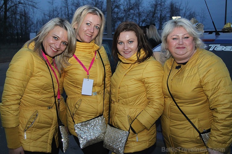 Populārais «Sieviešu dienas rallijs 2016» pulcē 5.03.2016 divās Latvijas starta pilsētās - Dobelē un Valmierā rekordlielu dalībnieču skaitu 169993