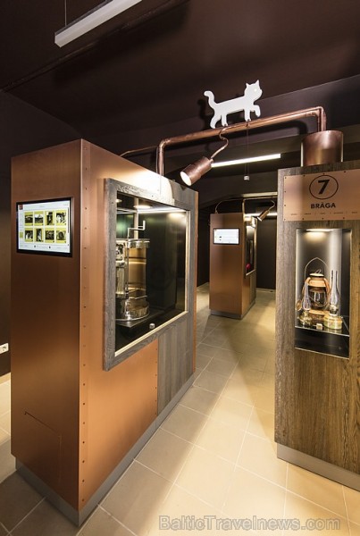 Gaidot Šmakovkas muzeja atklāšanu, ieskatāmies kādas ir ekskluzīvās iekārtas dzēriena izgatavošanai 170385
